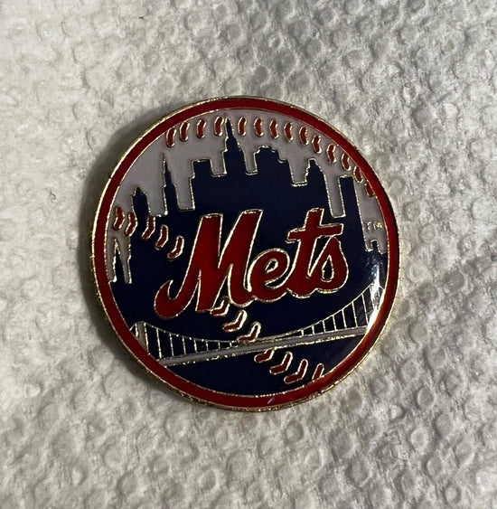 New York Mets Logo Baseball Lapel Pin for hats , shirts , vests or gifts